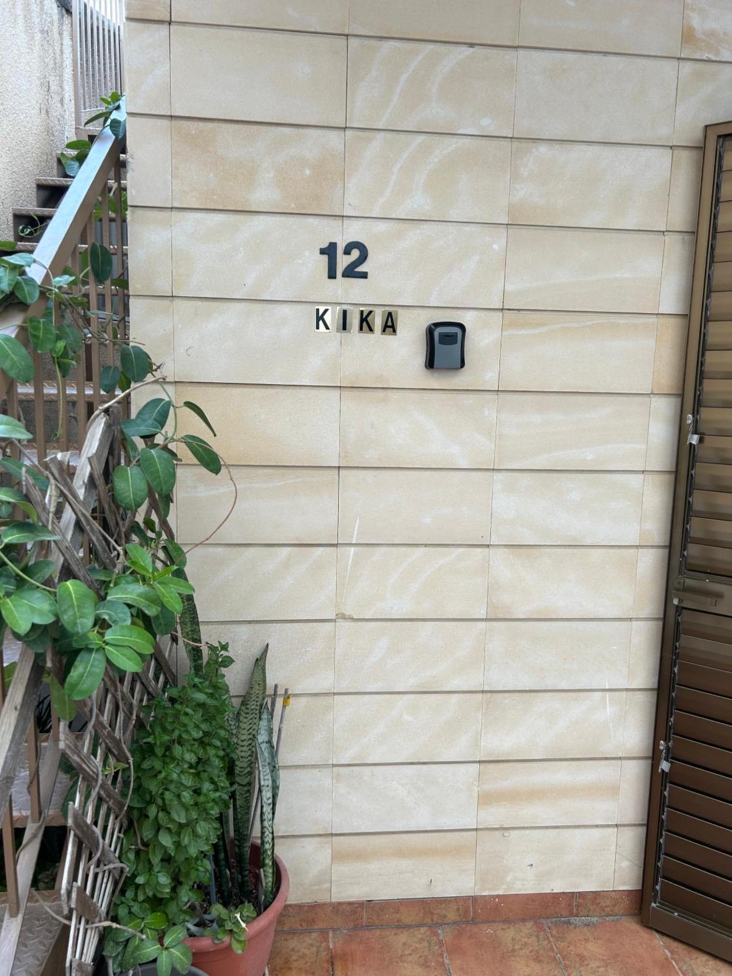 Extremely Comfy Apt With Spacious Private Terrace 10Min Walk To The Beach & In Town Λάρνακα Εξωτερικό φωτογραφία
